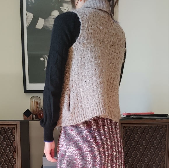 Knit Vest - Picture 3 of 3